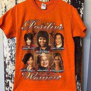 Positive African American women T-shirt. Size M. Oprah, Michelle Obama, Rosa M